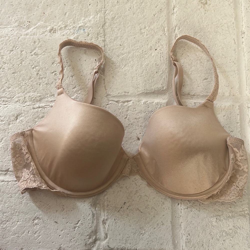 Victoria Secret Nude Lace Bra